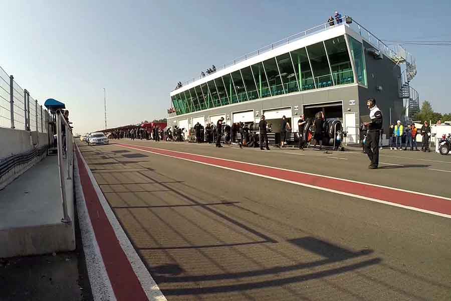 Mantorp Park garages and pitlane Mantorp circuit sweden