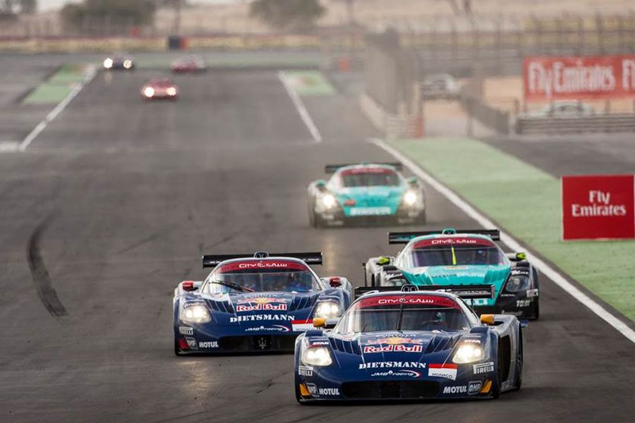 MC12 GT1s on track Maserati-MC12-GT1-racing