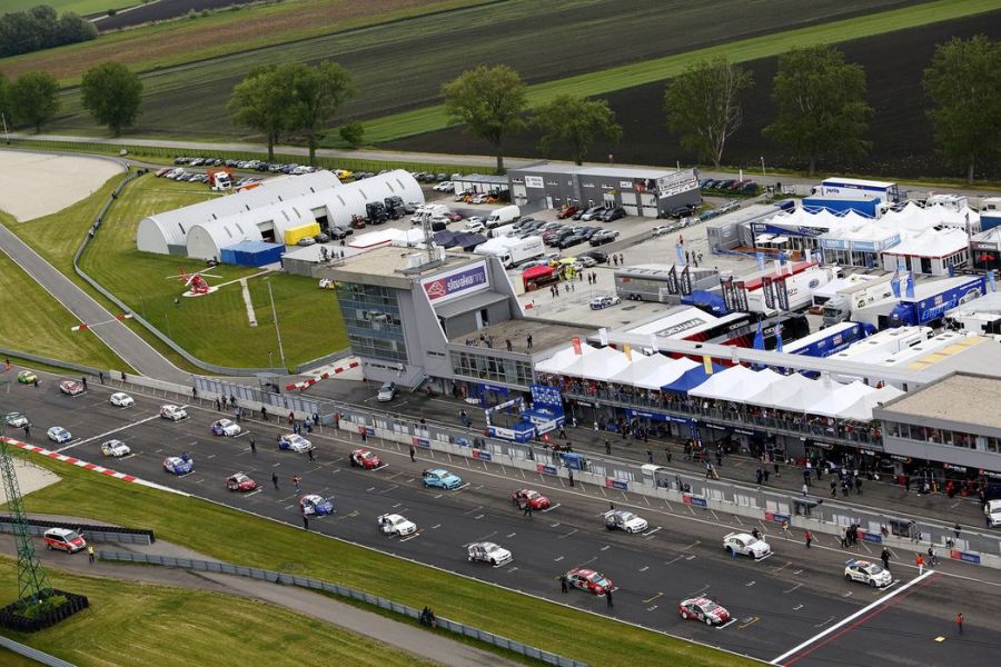 WTCC grid 2014 at Slovakia Ring WTCC grid at Slovakia Ring, 2014
