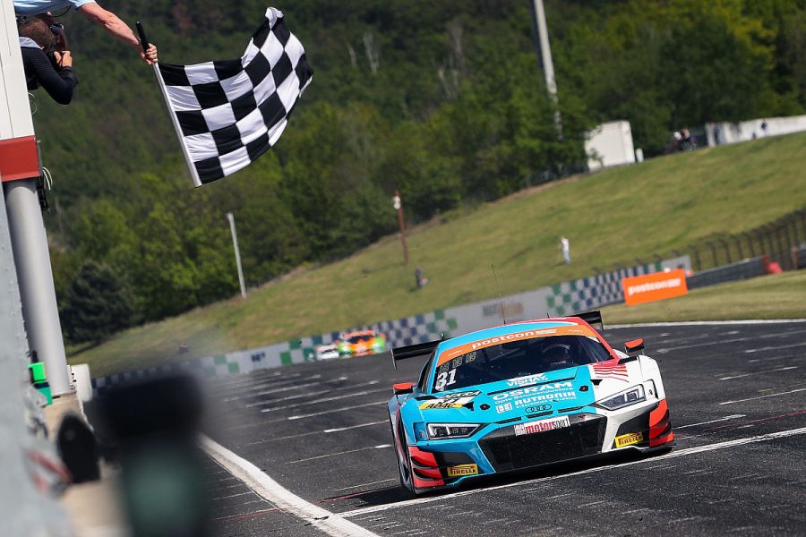 #31 Audi R8 LMS of HCB Rutronik Racing
